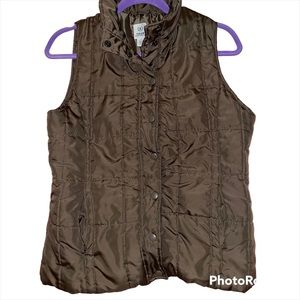 Izod vest- Excellent condition Olive Green